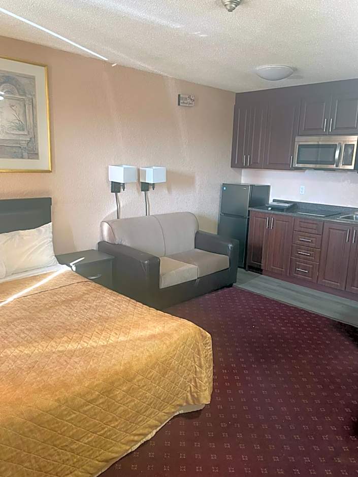 Niagara Lodge & Suites