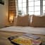 Lemon Tree Rooms - Newly Refurbished Coastal Stay