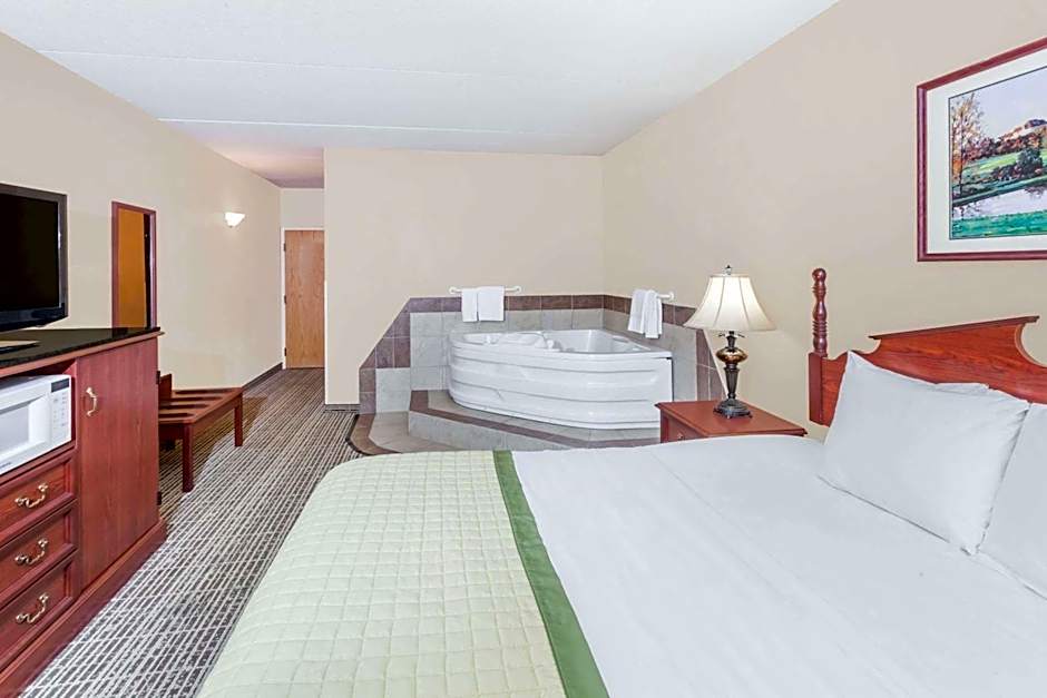 Baymont by Wyndham Elkhart