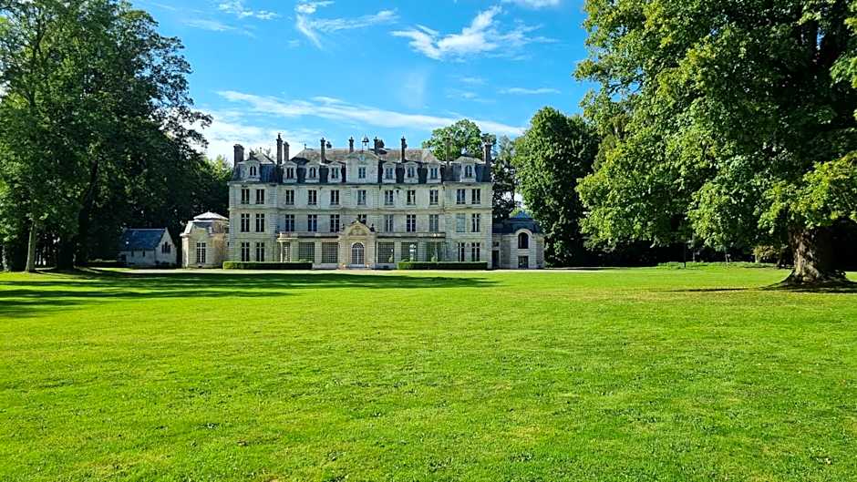 Les Ecuries du Château de Brumare