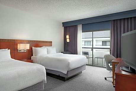 Queen Room with Two Queen Beds and Transfer Shower - Mobility and Hearing Accessible