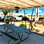 Carl's Motel