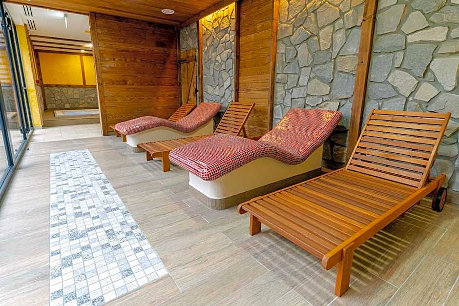 Spa & Wellness Hotel Fitak****