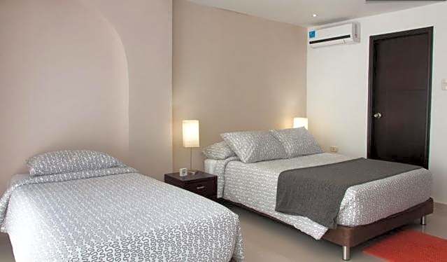 Hotel Golden House