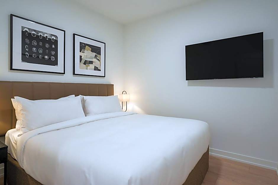 Level Long Beach - East Village