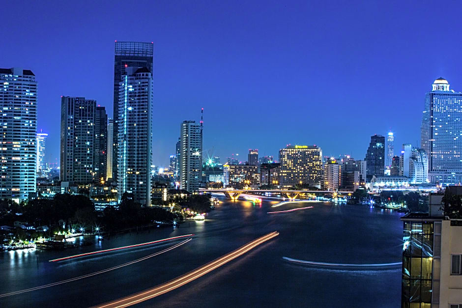 Ramada Plaza by Wyndham Bangkok Menam Riverside