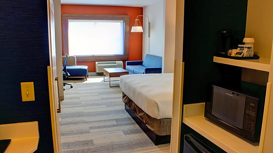 Holiday Inn Express Spencer By IHG