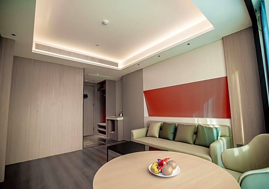 Microtel by Wyndham Qingdao Huangdao