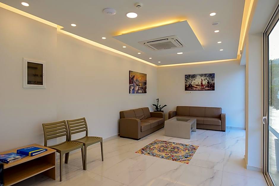 Blue Horizon Apartments