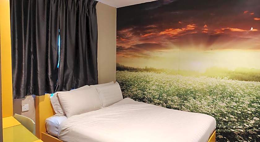 Kozi Hotel - Bukit Indah