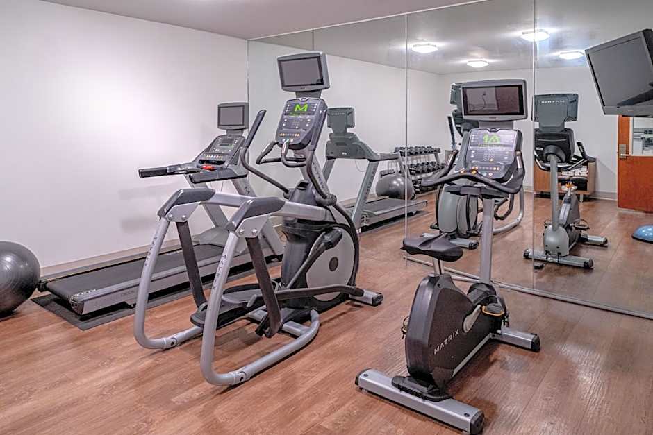 Holiday Inn Express and Suites Pikeville By IHG