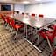 Holiday Inn Express Birmingham Oldbury By IHG