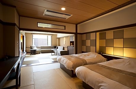 Room with Tatami Area - Buffet Breakfast + Buffet Dinner Included 