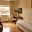 Sola Strand Hotel