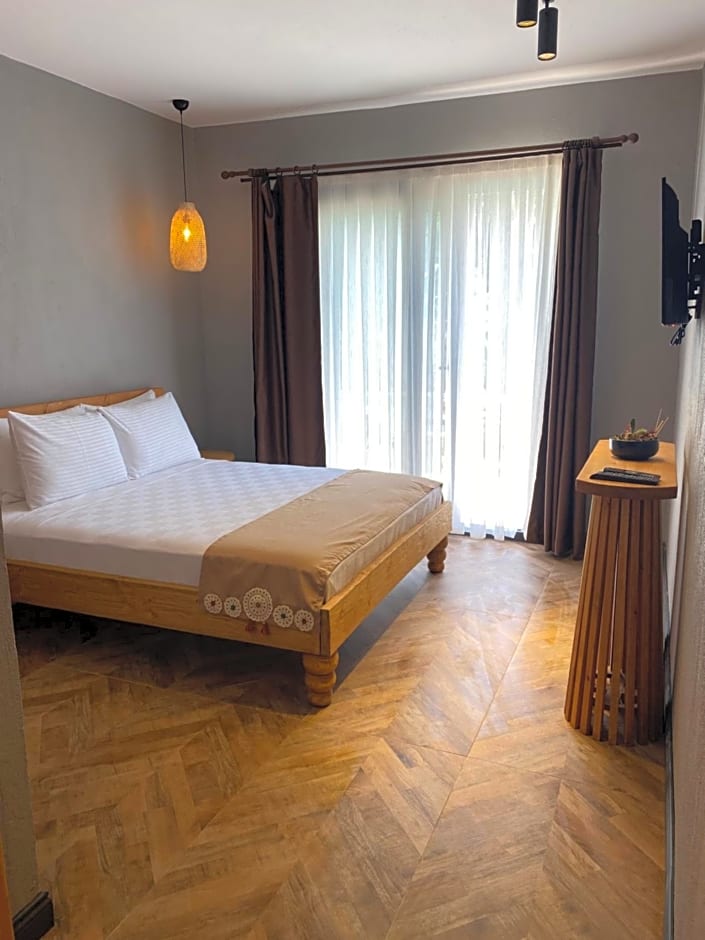 Trina Talles Hotel Alacati - Luxury Desing