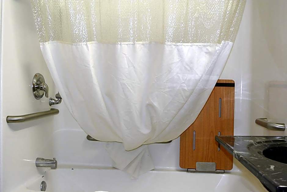 Ramada by Wyndham Strasburg