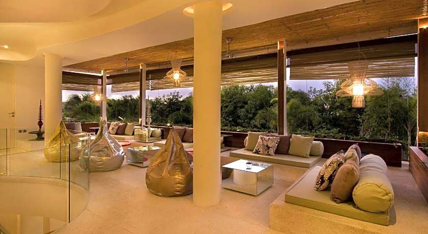 Kiss Bali Villas Seminyak