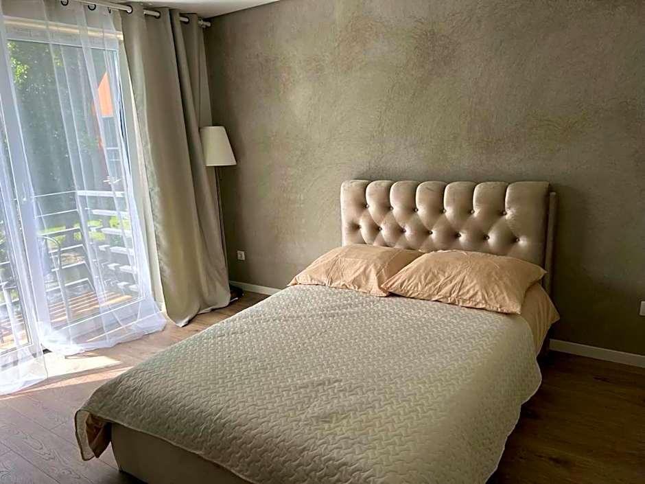 Seaside apartments 4