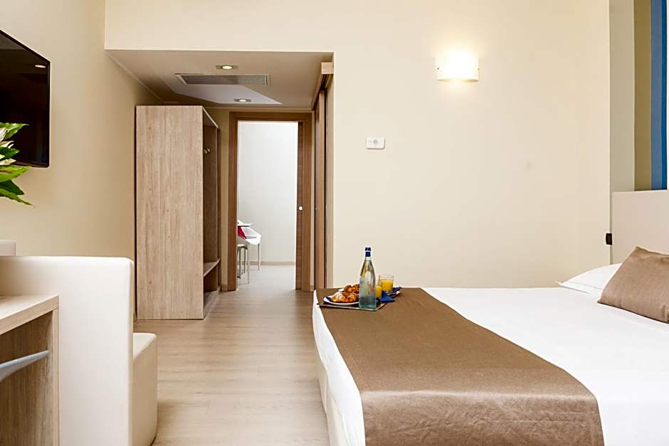 Helios Hotel & Restaurant