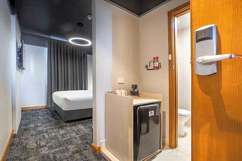 Nightcap at Empire Hotel