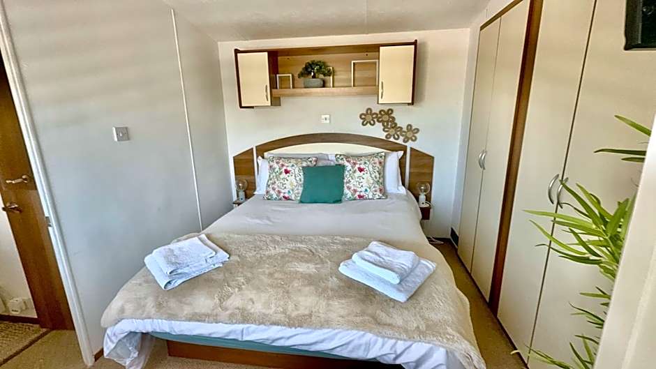 Hoburne Devon Bay Holiday Home Fresh Bright Rental - Home from home