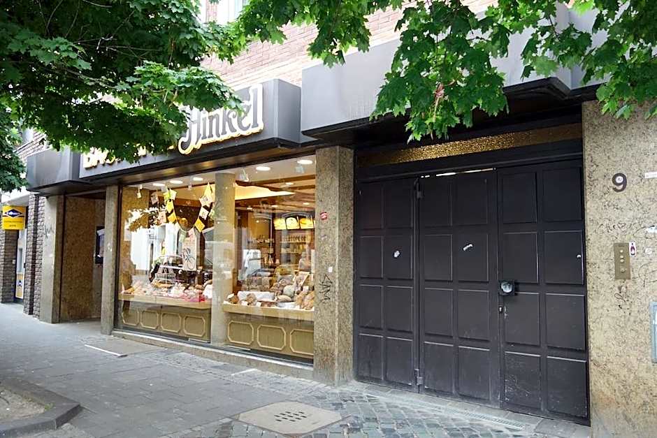 Tolstov-Hotels Old Town Apartment