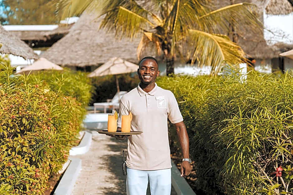 Dhow Inn Boutique Hotel