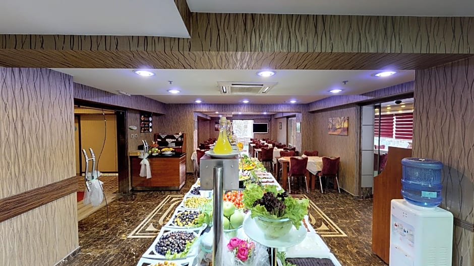 Green Prusa Hotel
