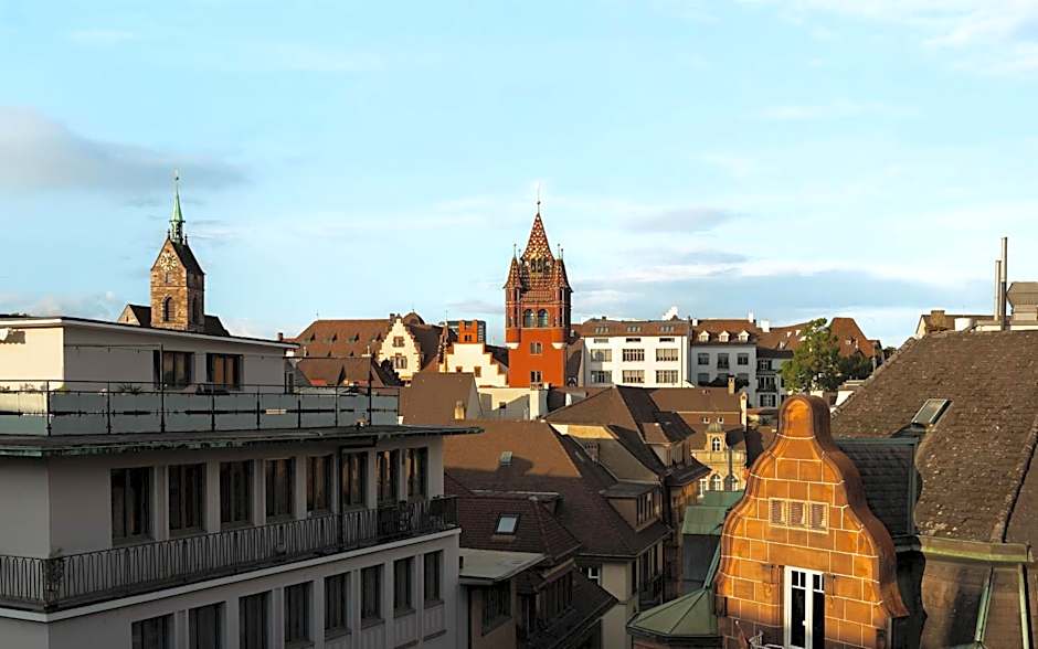 Limehome Basel Town Hall