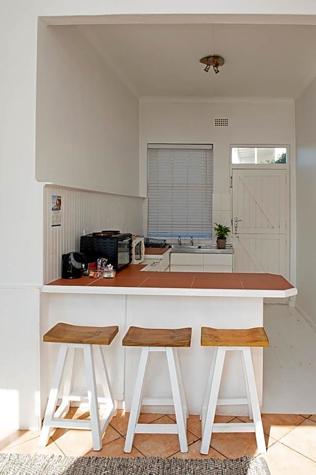 Boulders Beach Hotel, Cafe and Curio shop