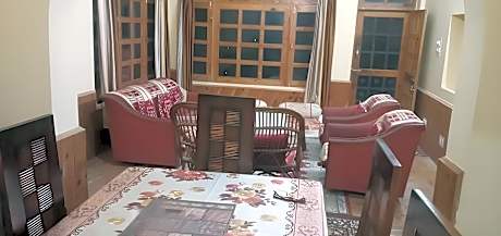 Hotel O POP Shanti Kunj Orchard Cottge