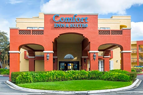 Comfort Inn & Suites San Francisco Airport North