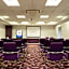 Holiday Inn Express Dunstable By IHG