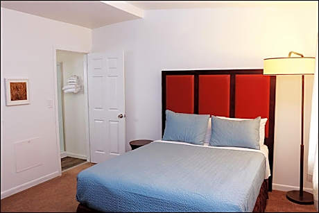 Antler Motel