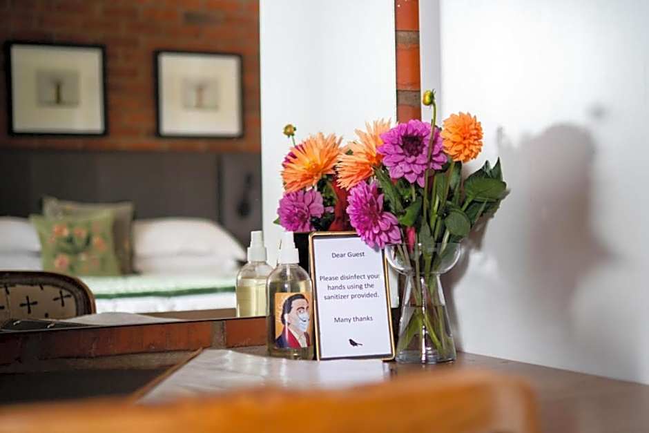 Liedjiesbos Urban Olive Farm Accommodation
