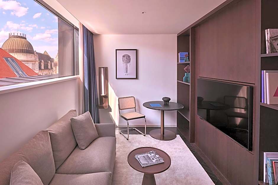 Dorothea Hotel, Budapest, Autograph Collection