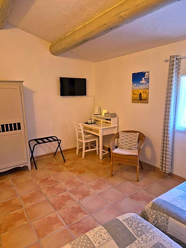 Mas Clement - Chambre et table d'hôtes