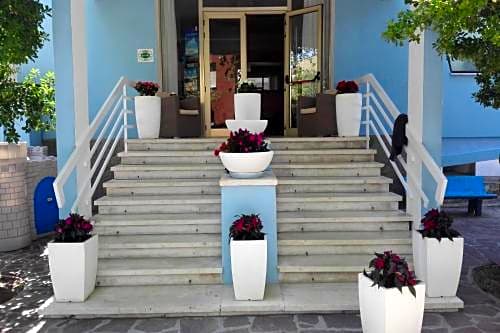 Hotel Carol