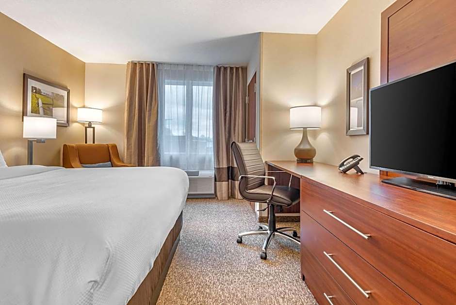 Comfort Inn & Suites