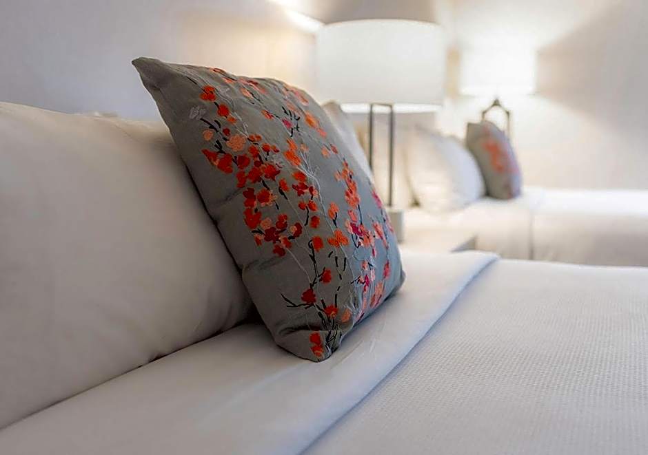 Les Suites Hotel Ottawa