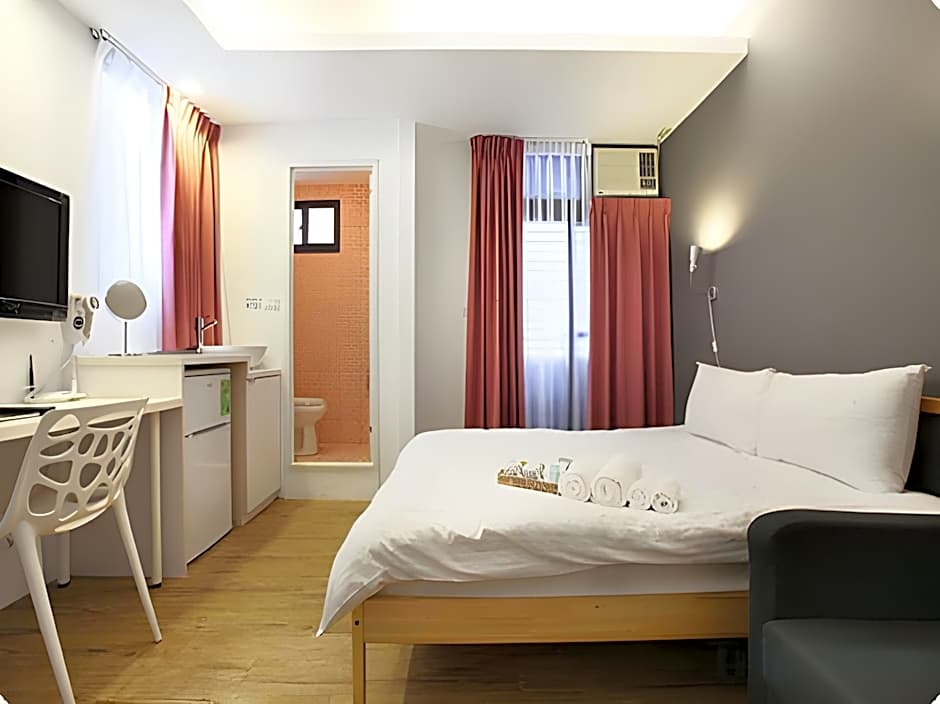 LOVE I Taichung Hostel