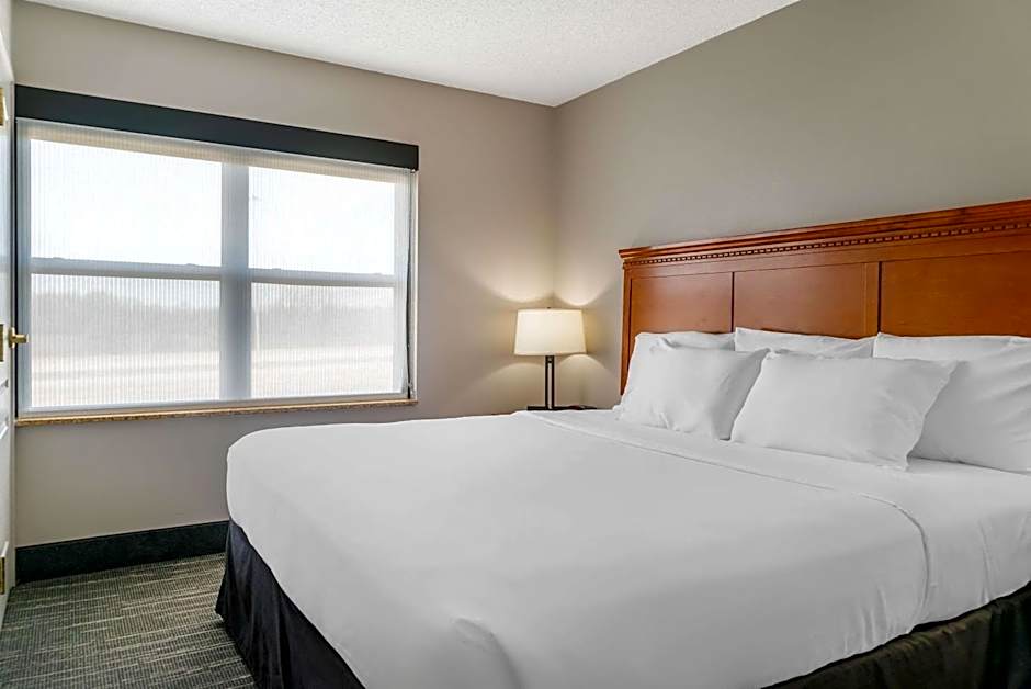 Country Inn & Suites by Radisson, Rossford - Toledo South