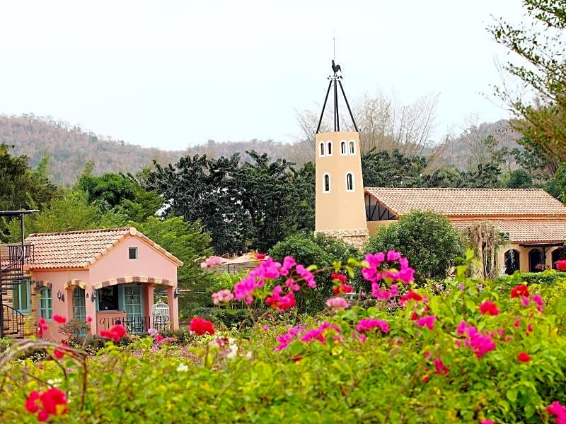 La Provence Suan Phung Hotel