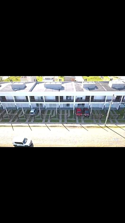 Sobrados com suíte e sacada vista ao mar