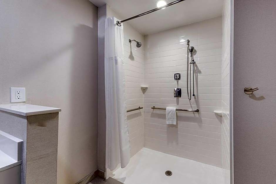 Fairfield Inn & Suites by Marriott Charlotte Belmont