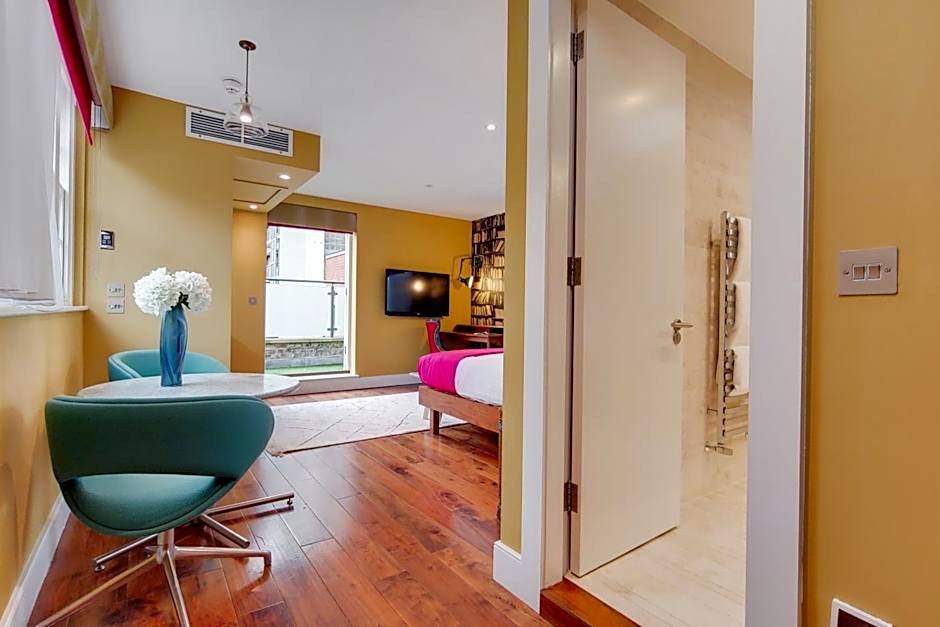 Photo 1 of 10 of Studio Residence