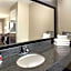 Super 8 by Wyndham Universal City