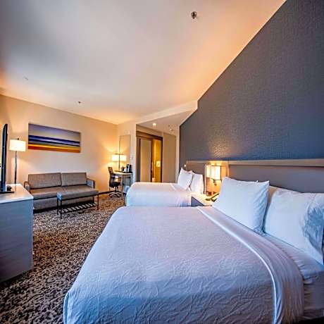 Queen Room with Two Queen Beds and Sofa Bed