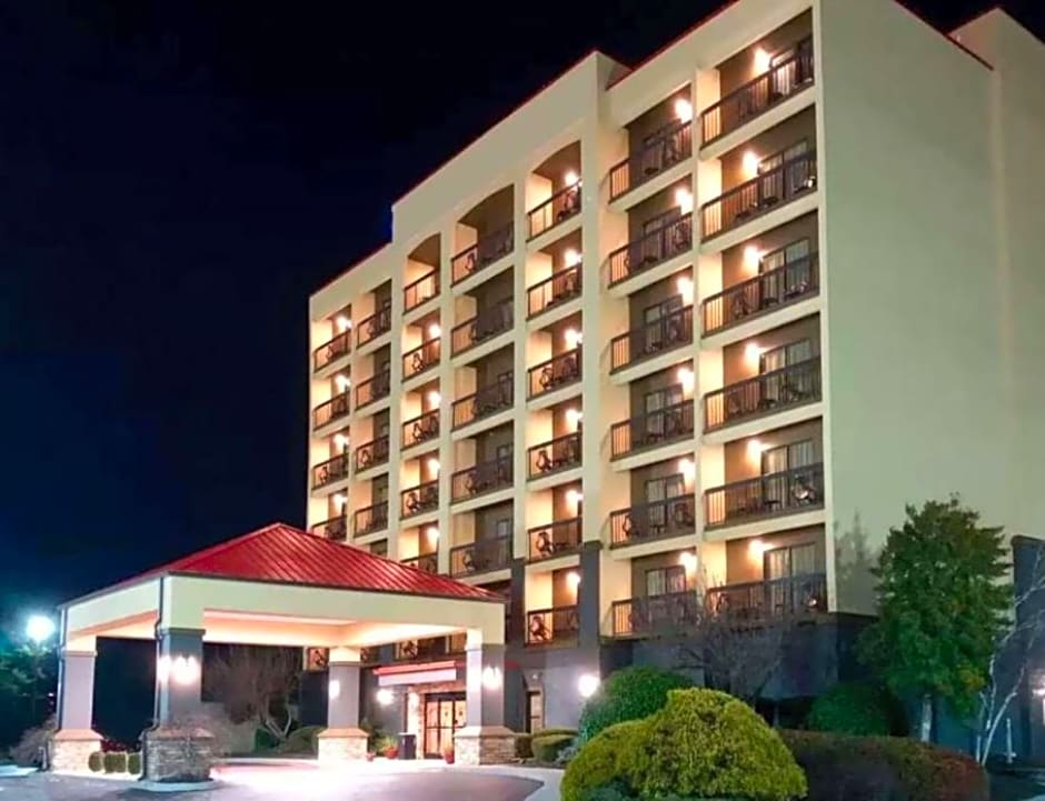 Vista Suites Pigeon Forge, SureStay Collection by BW