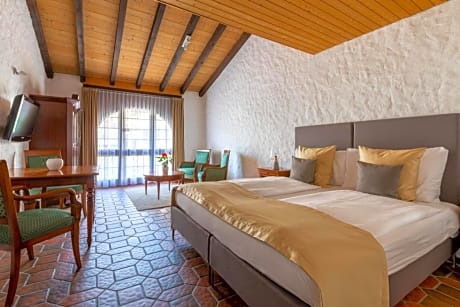Double Room North